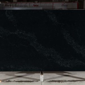 Valiente Black Full Slab